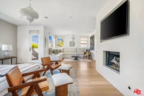 Other - 644 Brooks Ave, Venice, CA 90291 photo 9 of 15