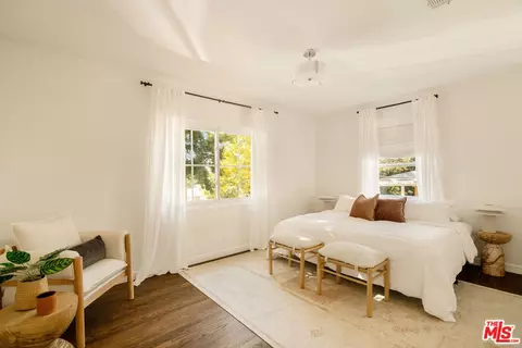 Bedroom - 10638 Samoa Ave, Tujunga, CA 91042 photo 1 of 6