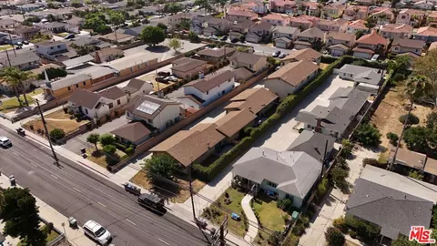 View/Area - 334 E 220th St, Carson, CA 90745 photo 6 of 16