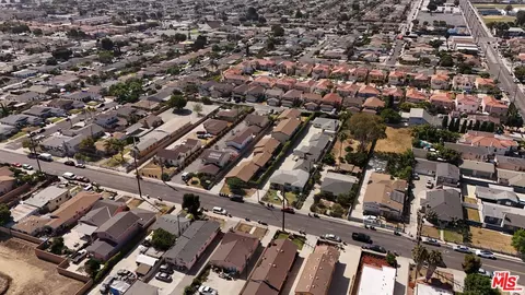 View/Area - 334 E 220th St, Carson, CA 90745 photo 5 of 16