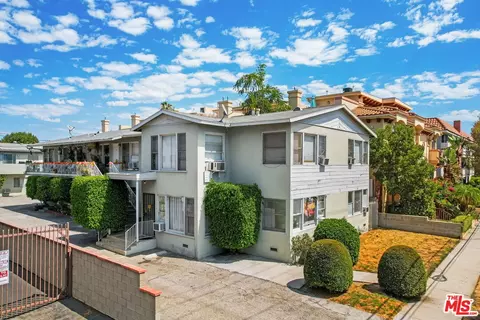 14825 Magnolia Blvd, Sherman Oaks, CA 91403