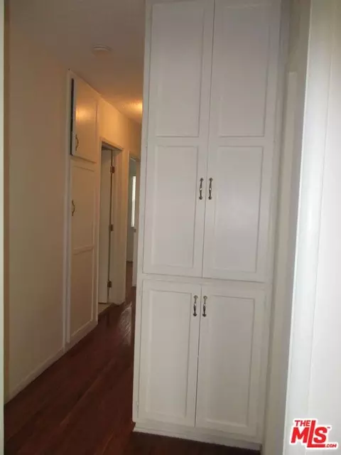 Entry Way - 719 E 154th St, Compton, CA 90220 photo 3 of 3
