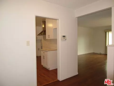 Entry Way - 719 E 154th St, Compton, CA 90220 photo 1 of 3