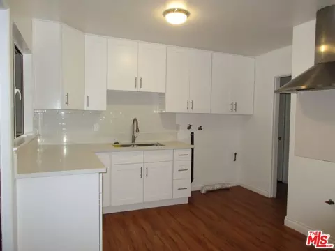 Kitchen - 719 E 154th St, Compton, CA 90220 photo 2 of 2