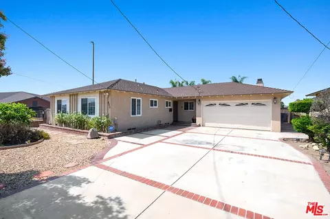 905 Washington Ave, Pomona, CA 91767