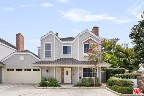 340 E 20th St #A1, Costa Mesa, CA 92627