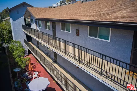 536 E Cypress Ave, Burbank, CA 91501 photo 2