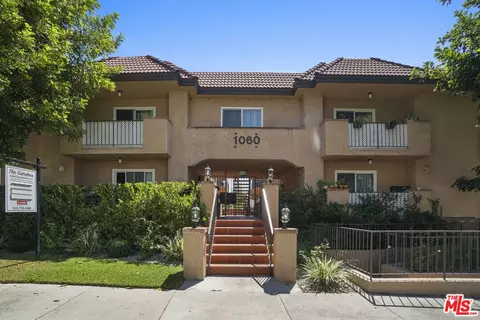1062 Raymond Ave, Glendale, CA 91201 photo 1