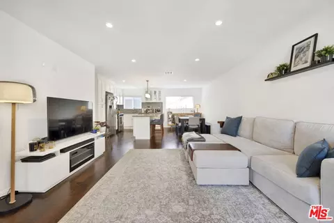 5215 Sepulveda Blvd #2C, Culver City, CA 90230
