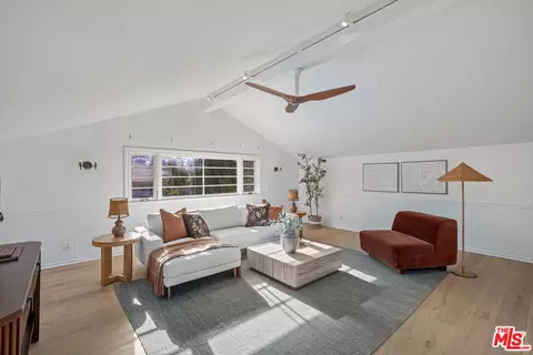 Other - 3428 Wrightview Dr, Studio City, CA 91604 photo 8 of 11