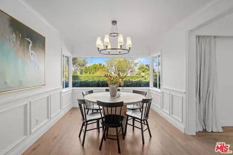 Dining - 3428 Wrightview Dr, Studio City, CA 91604 photo 3 of 4