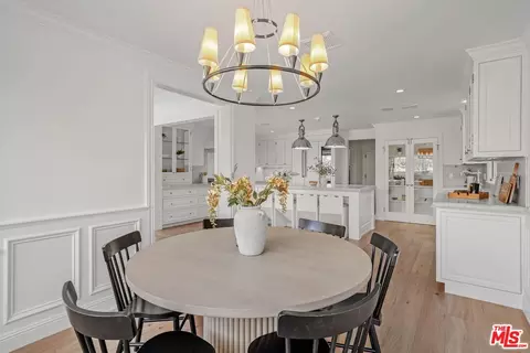 Dining - 3428 Wrightview Dr, Studio City, CA 91604 photo 4 of 4