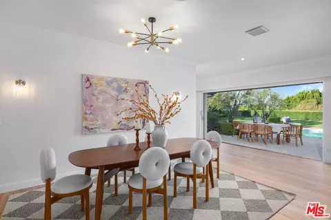 Dining - 3428 Wrightview Dr, Studio City, CA 91604 photo 2 of 4