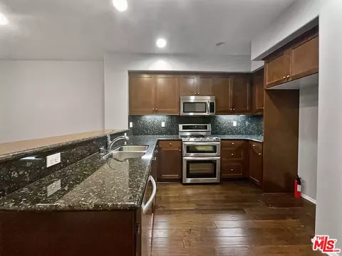 Kitchen - 2234 Winifred St #3, Simi Valley, CA 93063 photo 1 of 3