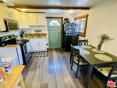 1068 Loma Ln, Simi Valley, CA 93063 photo 6