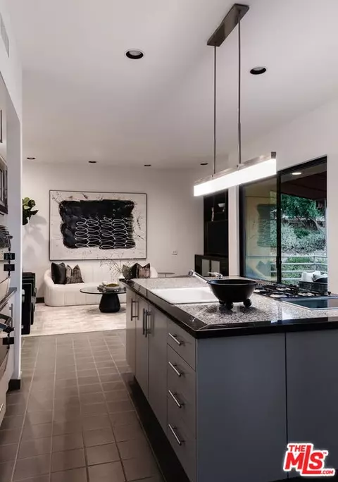 Kitchen - 1500 Inverness Dr, Pasadena, CA 91103 photo 7 of 7