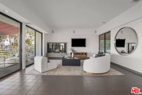 Living - 1500 Inverness Dr, Pasadena, CA 91103 photo 3 of 5