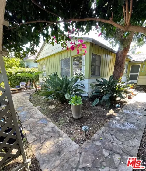 Exterior - 1805 Shell Ave, Venice, CA 90291 photo 9 of 12