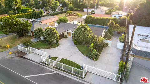 5453 Hazeltine Ave, Sherman Oaks, CA 91401