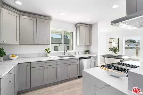 13306 Goleta St, Pacoima, CA 91331 photo 9