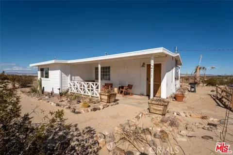 1211 Friendship Ave, Twentynine Palms, CA 92277