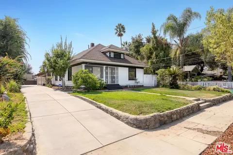 186 Carlton Ave, Pasadena, CA 91103