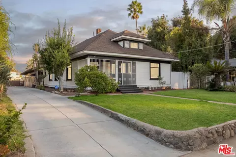 Exterior - 186 Carlton Ave, Pasadena, CA 91103 photo 19 of 21