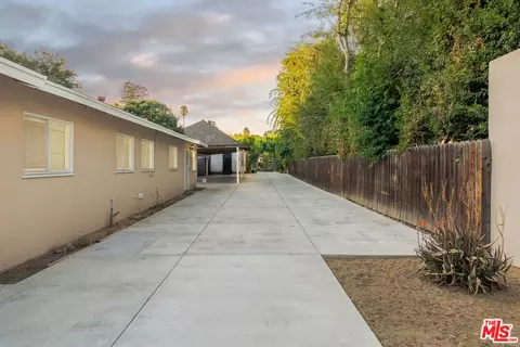 Exterior - 186 Carlton Ave, Pasadena, CA 91103 photo 16 of 21