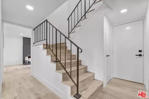 Entry Way - 23503 Naffa Ave, Carson, CA 90745 photo 1 of 2