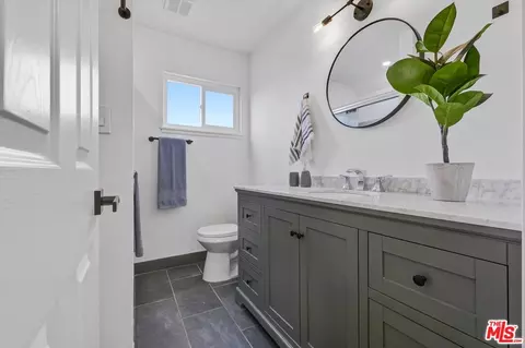 Bath - 23503 Naffa Ave, Carson, CA 90745 photo 5 of 6