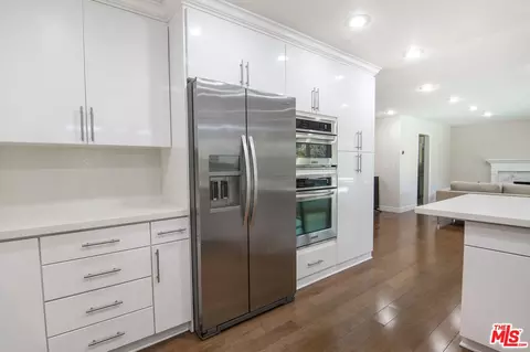 Kitchen - 18906 Killimore Ct, Porter Ranch, CA 91326 photo 2 of 3