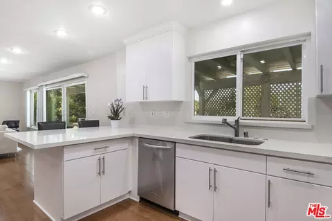 Kitchen - 18906 Killimore Ct, Porter Ranch, CA 91326 photo 1 of 3