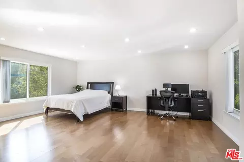 Bedroom - 18906 Killimore Ct, Porter Ranch, CA 91326 photo 2 of 5
