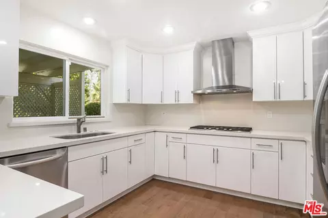 Kitchen - 18906 Killimore Ct, Porter Ranch, CA 91326 photo 3 of 3