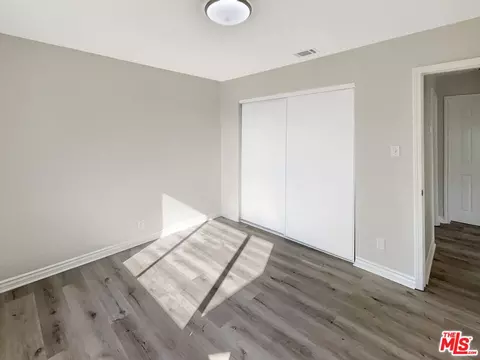 124 Thompson Ave, Fullerton, CA 92833 photo 9