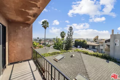 209 4th Ave, Venice, CA 90291 photo 11