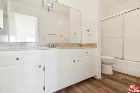 209 4th Ave, Venice, CA 90291 photo 40