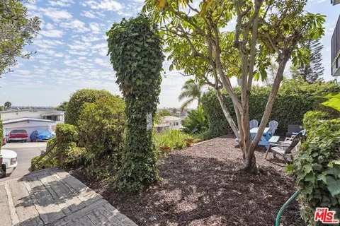 209 4th Ave, Venice, CA 90291 photo 9