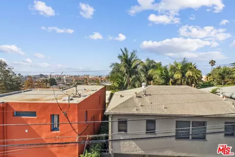 209 4th Ave, Venice, CA 90291 photo 14