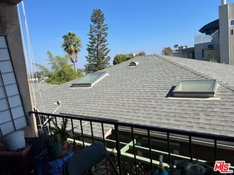 209 4th Ave, Venice, CA 90291 photo 19