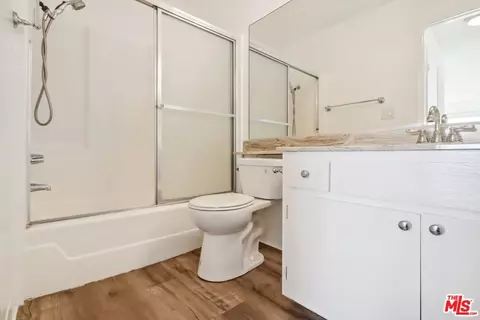 209 4th Ave, Venice, CA 90291 photo 33