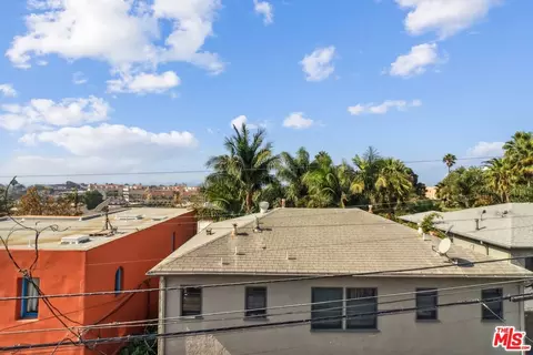 209 4th Ave, Venice, CA 90291 photo 15