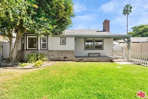 5752 Vesper Ave, Van Nuys, CA 91411