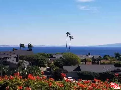 20481 Royal Stone Dr, Malibu, CA 90265