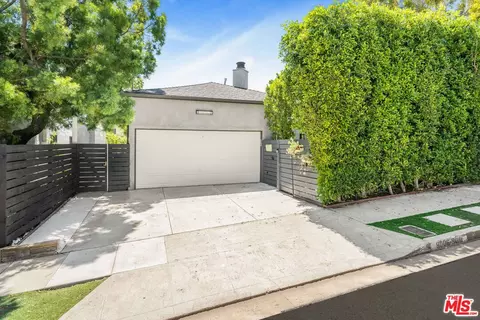 9006 Phyllis Ave, West Hollywood, CA 90069