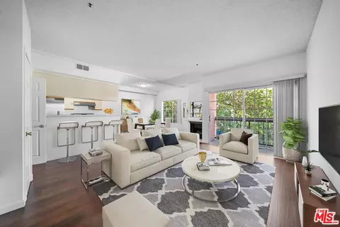 147 W Acacia Ave #158, Glendale, CA 91204