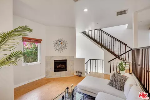 Other - 533 Cypress Ave, Pasadena, CA 91103 photo 2 of 10