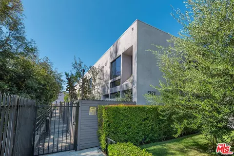 1327 Havenhurst Dr #8, West Hollywood, CA 90046