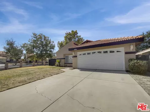 44811 Fenhold St, Lancaster, CA 93535 photo 8