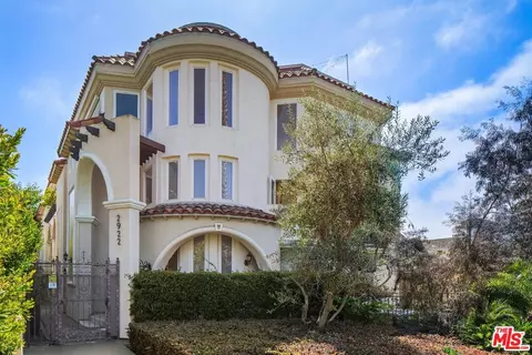2922 Montana Ave #C, Santa Monica, CA 90403